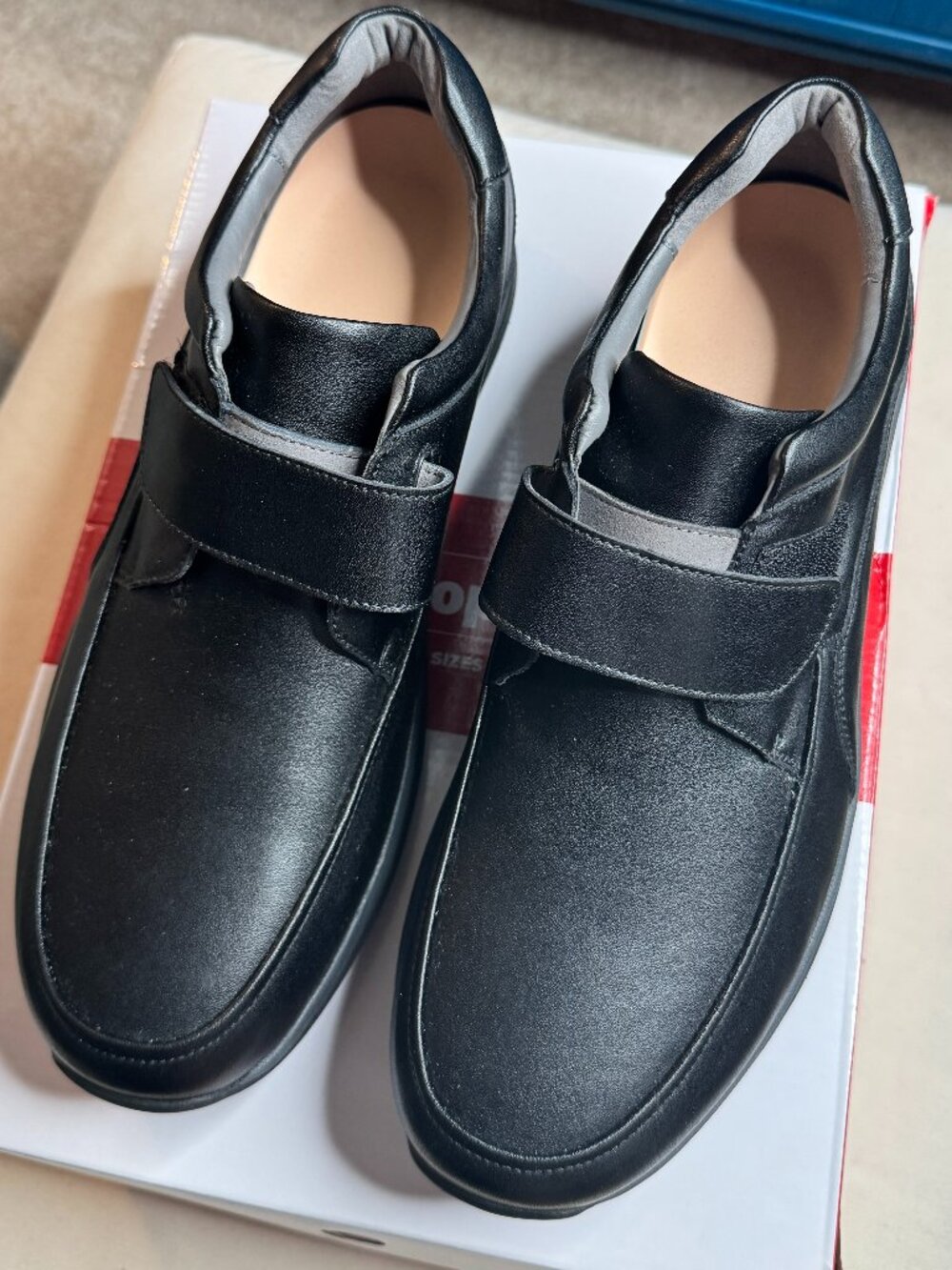 New w/Box Size 14 Propet Parker Men's Leather Loafer – Black
